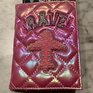 PASSPORT HOLDER 